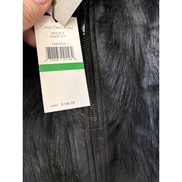 NWT Calvin Klein Jeans Black Faux Fur Vest Size Large - Picture 6 of 11